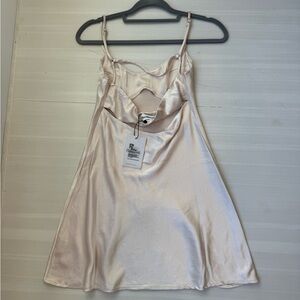 NEW WITH TAG SILKY PRINCESS POLLY DRESS